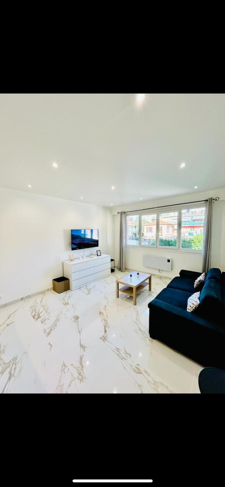 شقة Studio Promenade Des Anglais نيس المظهر الخارجي الصورة