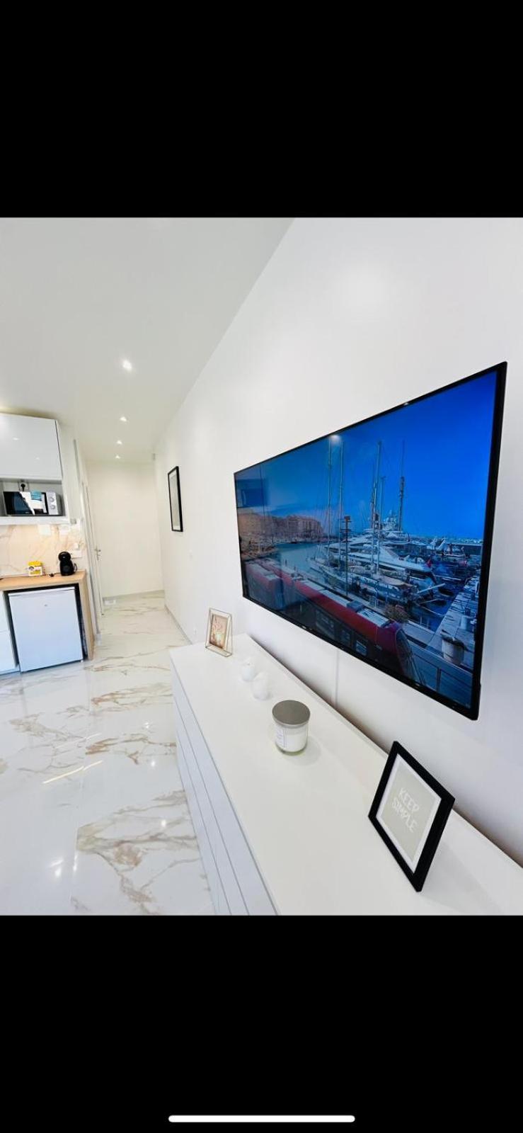 شقة Studio Promenade Des Anglais نيس المظهر الخارجي الصورة